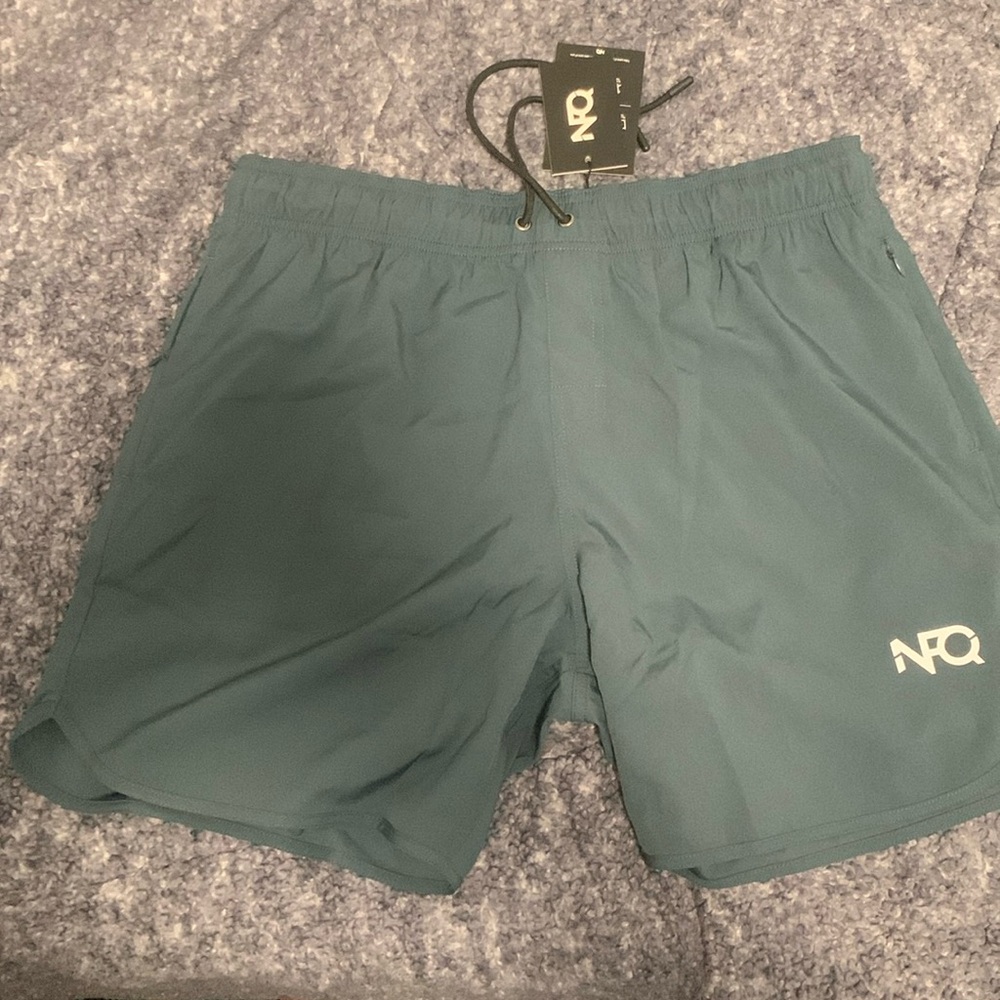 NFQ lined dry fit training shorts